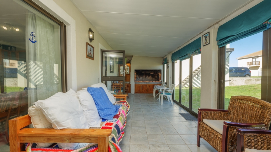 To Let 1 Bedroom Property for Rent in Agulhas Western Cape